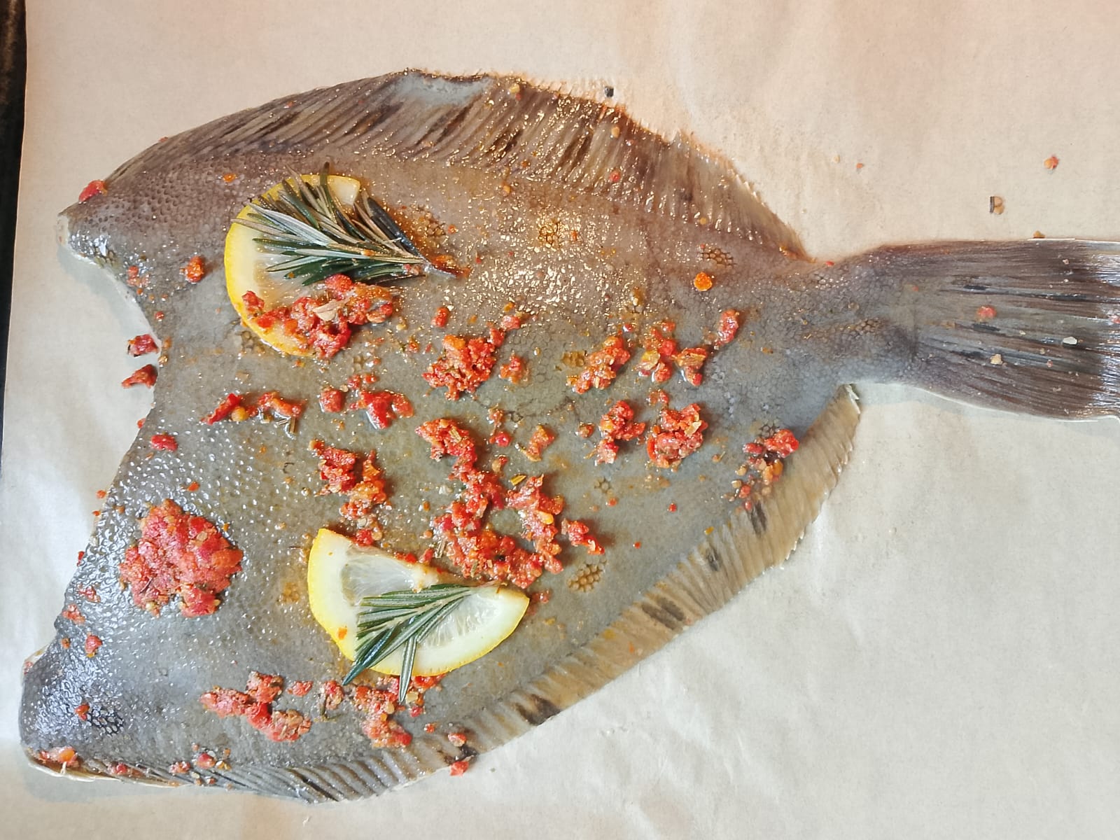 Камбала в оливковом масле с травами whatsapp image 2025 08 16 at 00.27.47 - Камбала в оливковом масле с травами